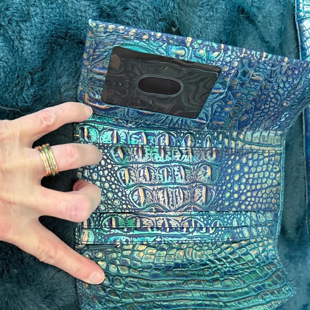 Brahmin Iridescent Blue Crocodile-Embossed Shoulder Bag and Wallet set - Picture 7 of 8